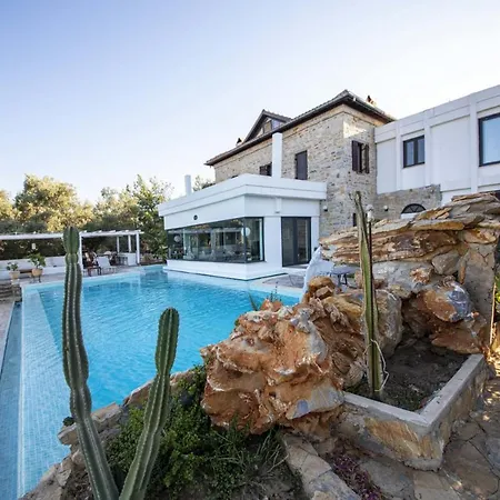 Peaceful With Pool And Garden In Bodrum Βίλα Camlik (Bodrum)